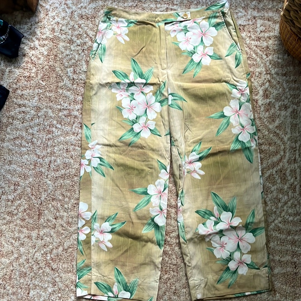 Tommy Bahama women silk crop pants size 6